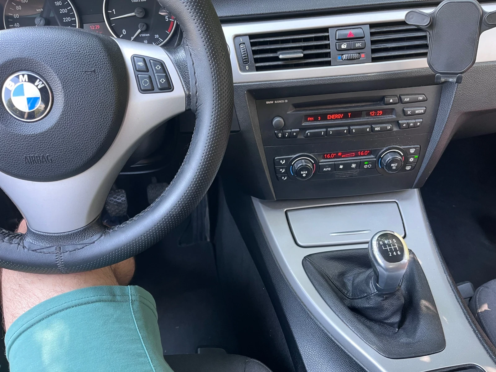 BMW 320, снимка 7 - Автомобили и джипове - 55507854