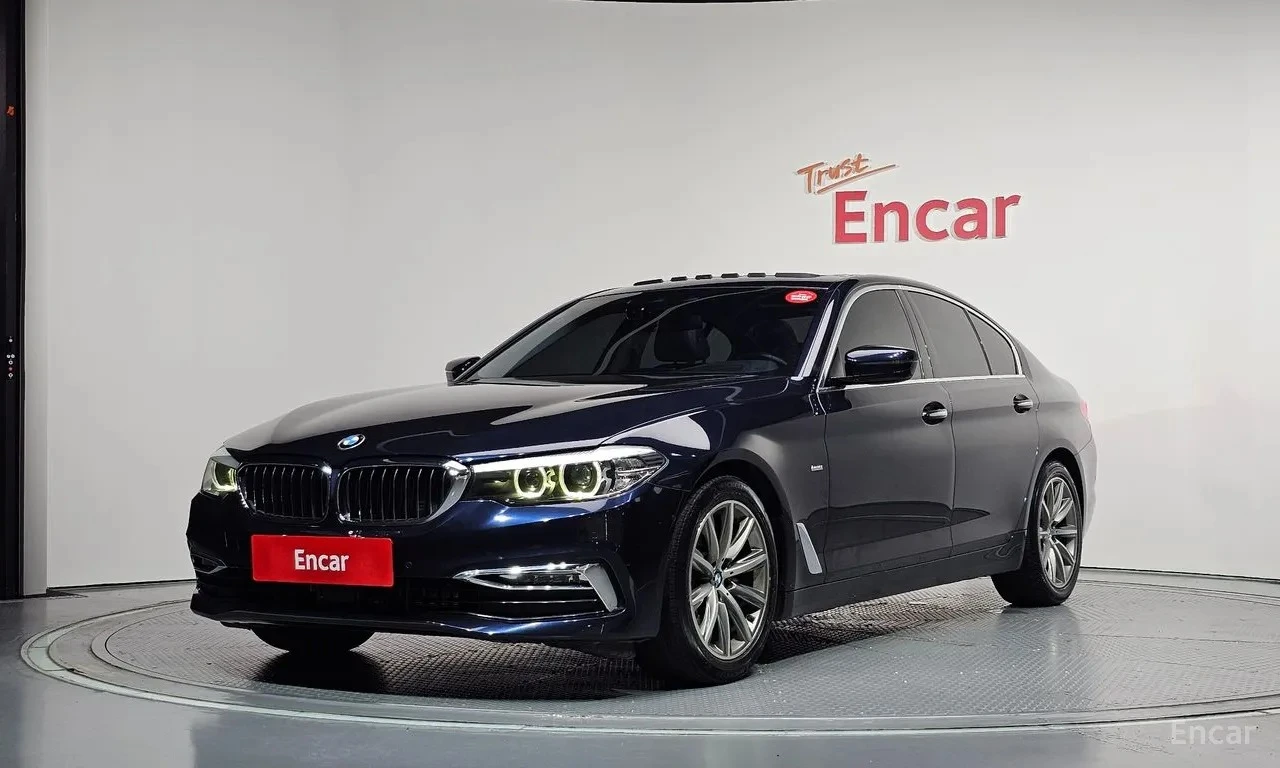 BMW 520 520i Luxury | HUD | Adaptive Cruise | Memory