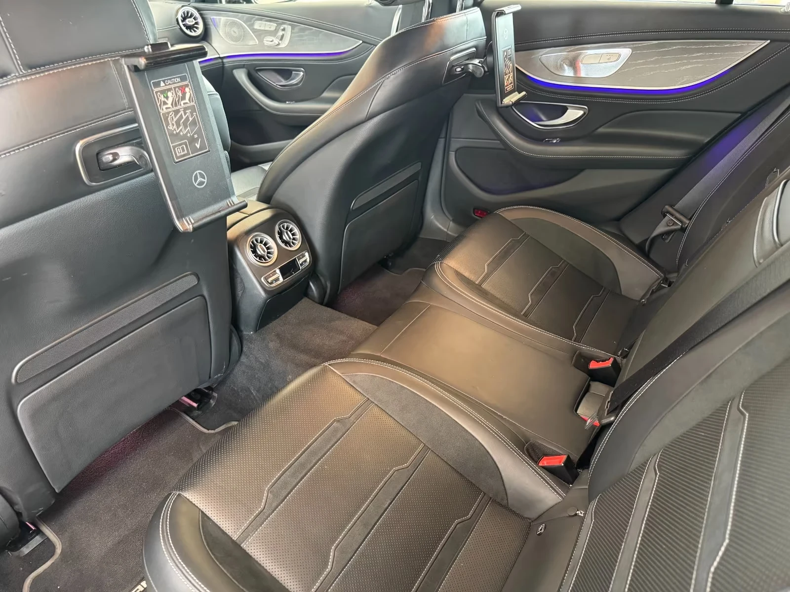 Mercedes-Benz AMG GT 53/4MATIC+ /435HP/PANO/BURM/360/321h, снимка 13 - Автомобили и джипове - 55662226