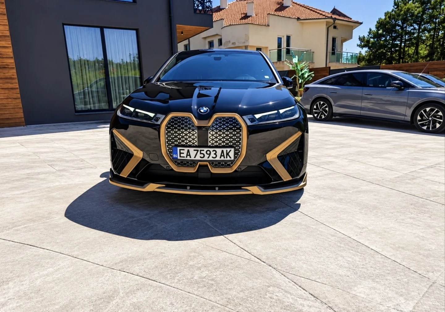 BMW iX M 60  M-Performance | Mobile.bg � ����������� 1