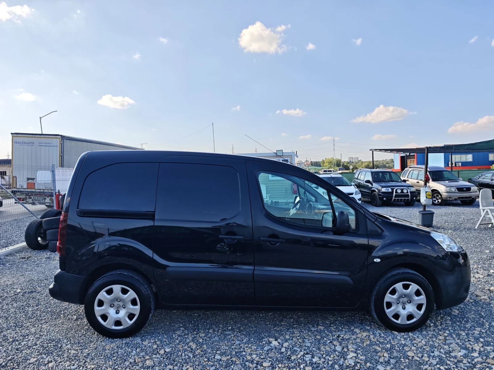 Peugeot Partner 2.0HDI, снимка 4 - Автомобили и джипове - 55847663