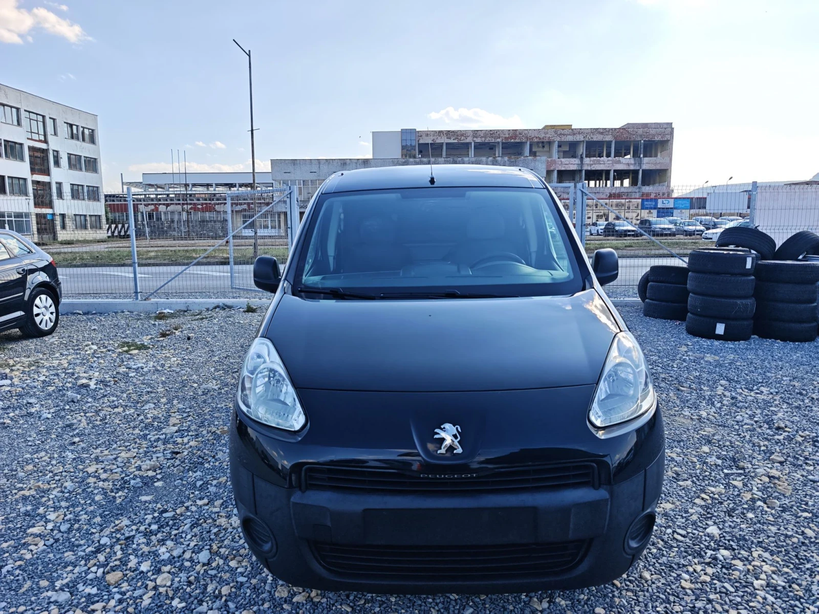 Peugeot Partner 2.0HDI, снимка 2 - Автомобили и джипове - 55847663