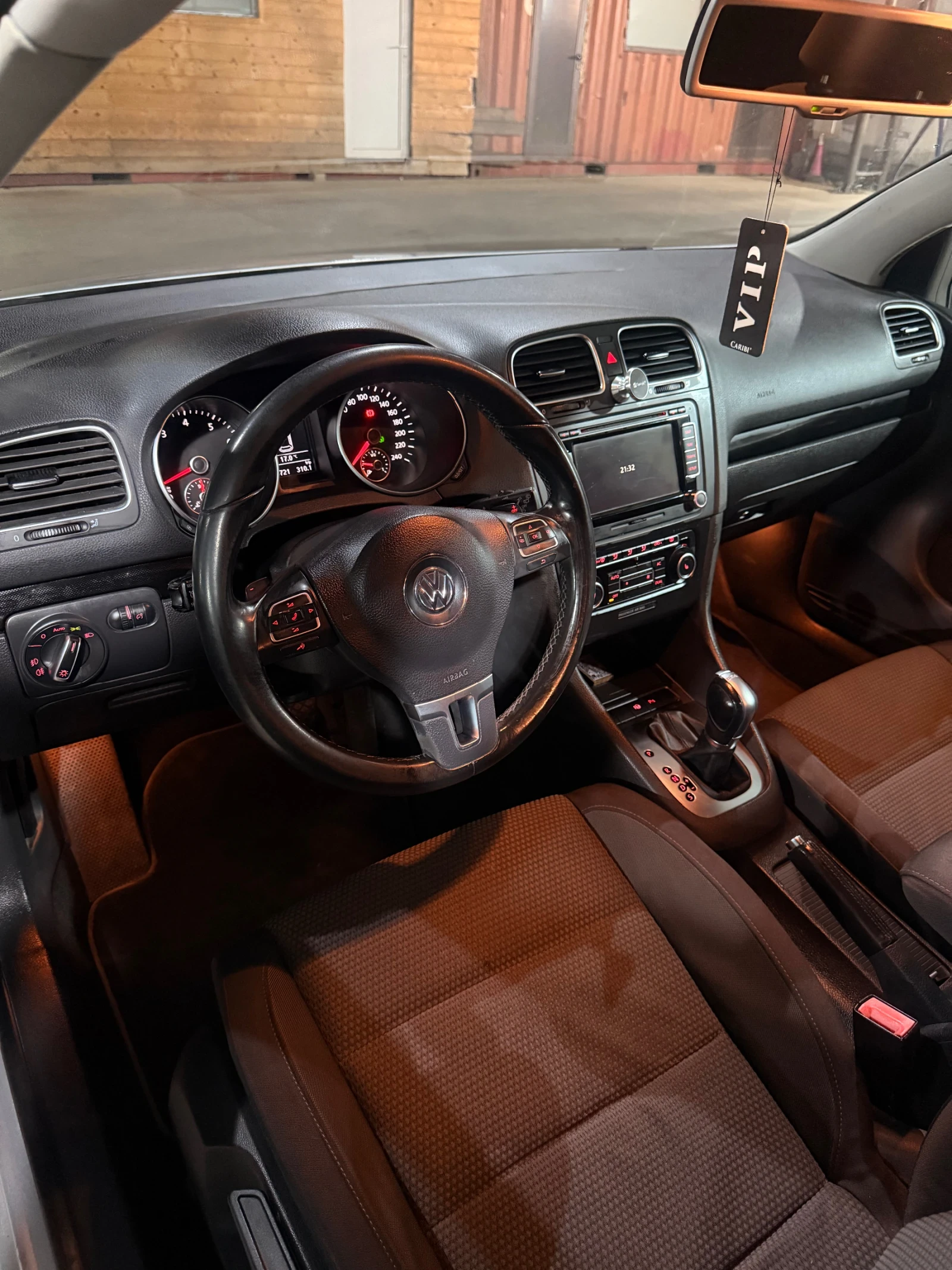 VW Golf вс екстри за модела 1.4tsi dsg, снимка 9 - Автомобили и джипове - 56166749