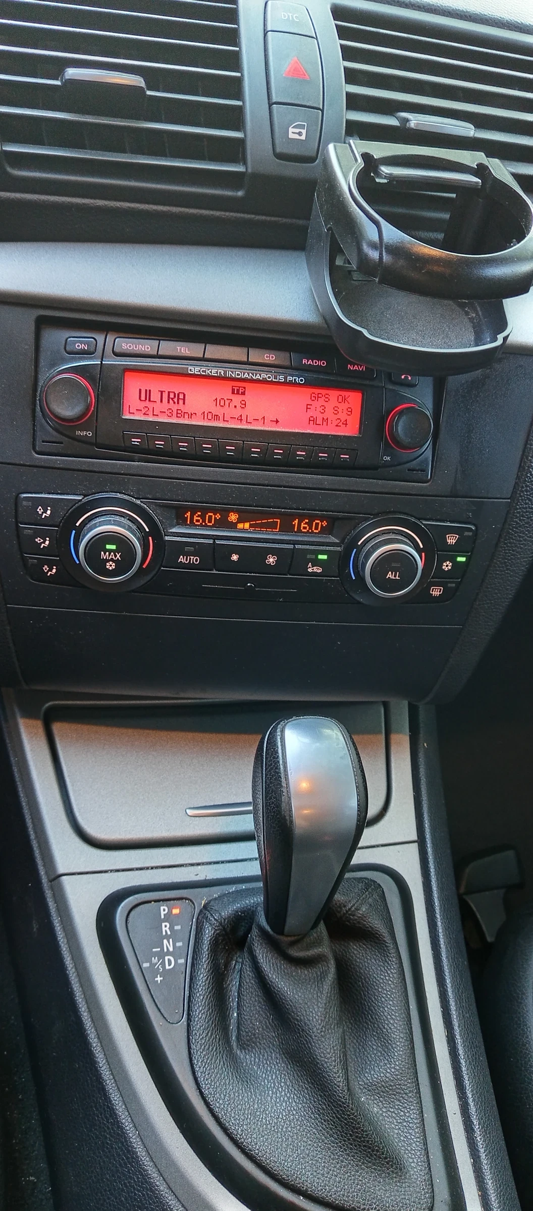BMW 118, снимка 3 - Автомобили и джипове - 56376527