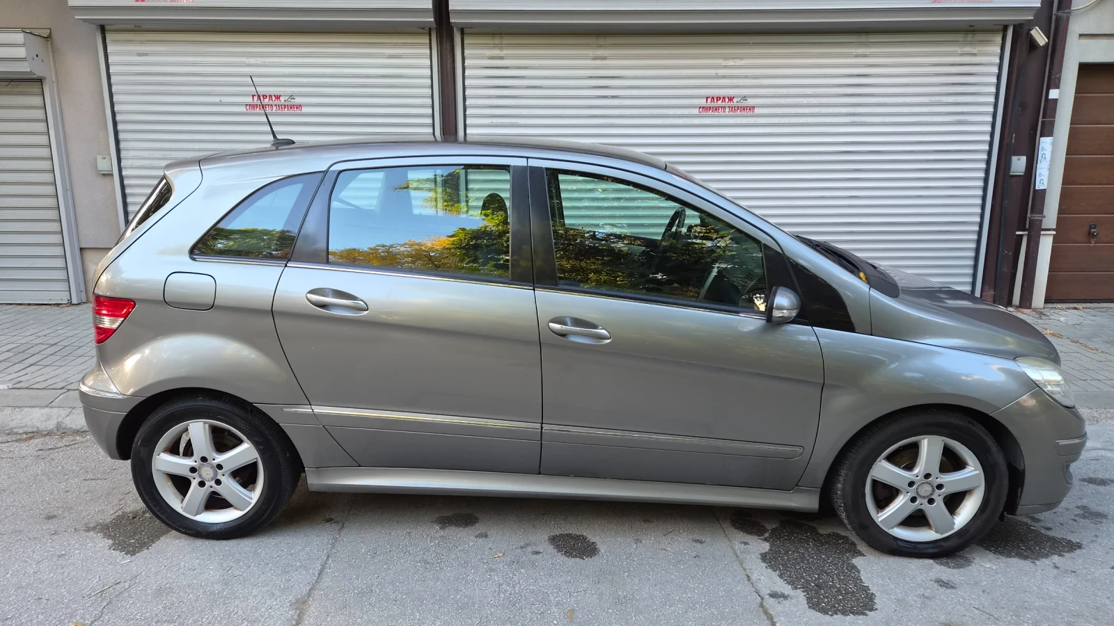 Mercedes-Benz B 180, снимка 6 - Автомобили и джипове - 56582852