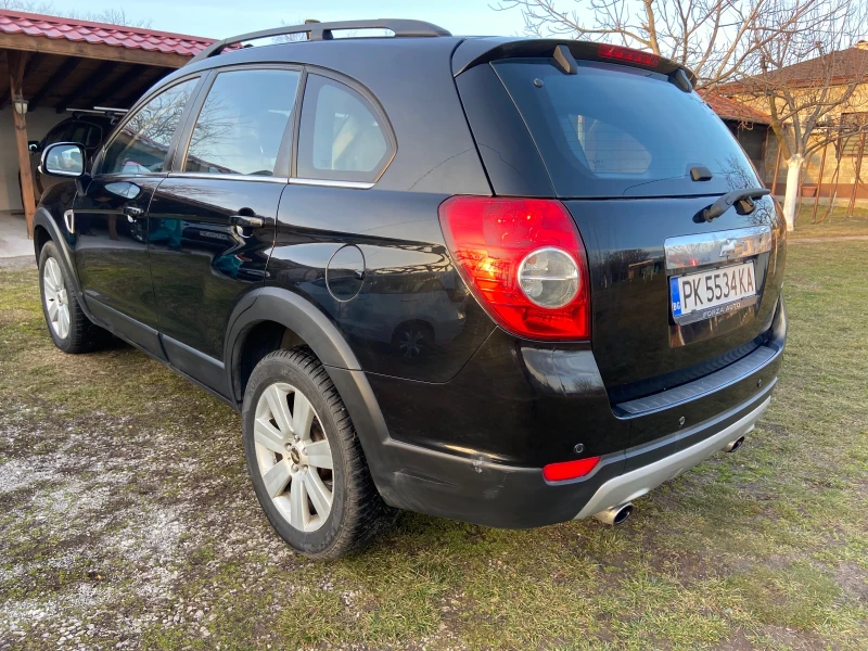 Chevrolet Captiva, снимка 6 - Автомобили и джипове - 48927822