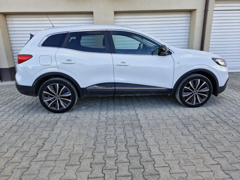 Renault Kadjar 1.5dci LED, BOSE , снимка 2 - Автомобили и джипове - 49536324