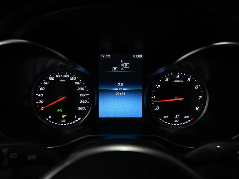 Mercedes-Benz GLE 300 SUV 4MATIC, снимка 13 - Автомобили и джипове - 52495930