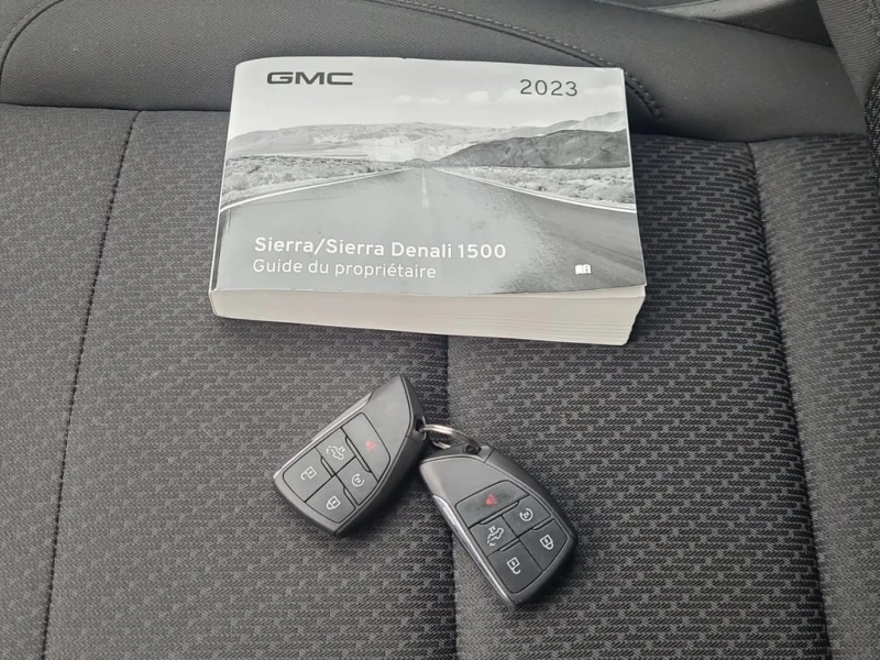 Gmc Sierra * PRO CREW CAB SHORT BED * CARFAX * БЕЗ ПЪРВОНАЧАЛ, снимка 8 - Автомобили и джипове - 52919381