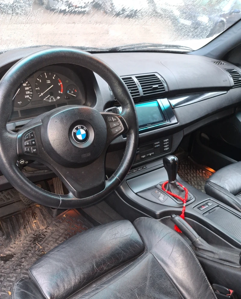 BMW X5, снимка 3 - Автомобили и джипове - 53023771