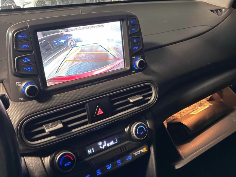 Hyundai Kona * Ultimate * CARFAX * ЦЕНА ДО БГ, снимка 16 - Автомобили и джипове - 53261427