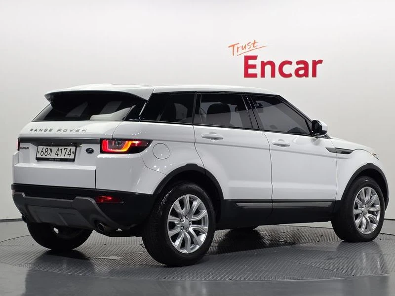 Land Rover Range Rover Evoque 2.0 Automatic, снимка 2 - Автомобили и джипове - 55931045