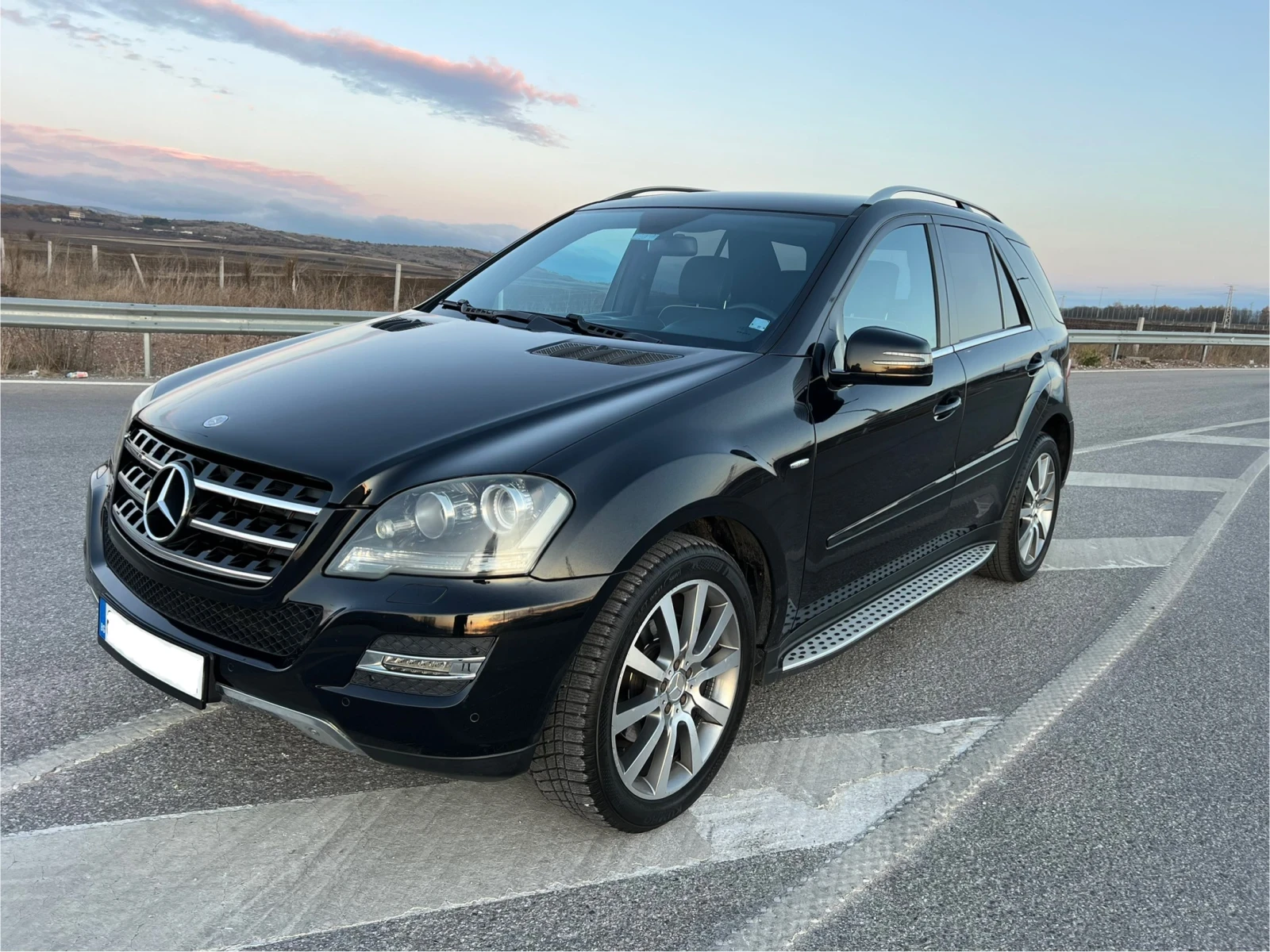 Mercedes-Benz ML 350 Grand Edition/4M/7G Tronic - изображение 3