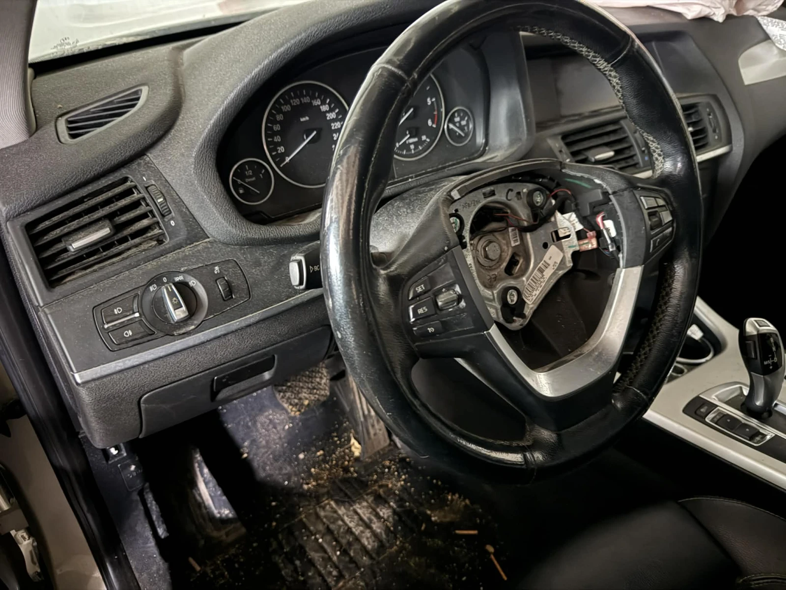 BMW X3 2.0D - изображение 8