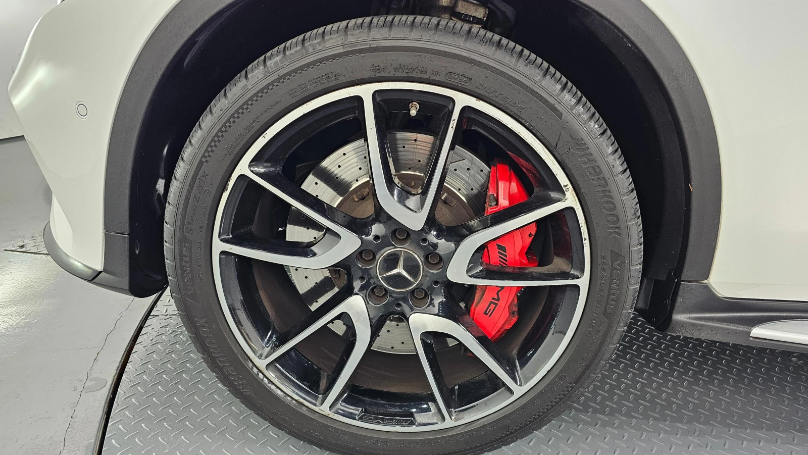 Mercedes-Benz GLC 43 AMG 4MATIC COUPE* BURMESTER* 360 CAM* HEAD-UP* SUNROOF, снимка 6 - Автомобили и джипове - 54021424