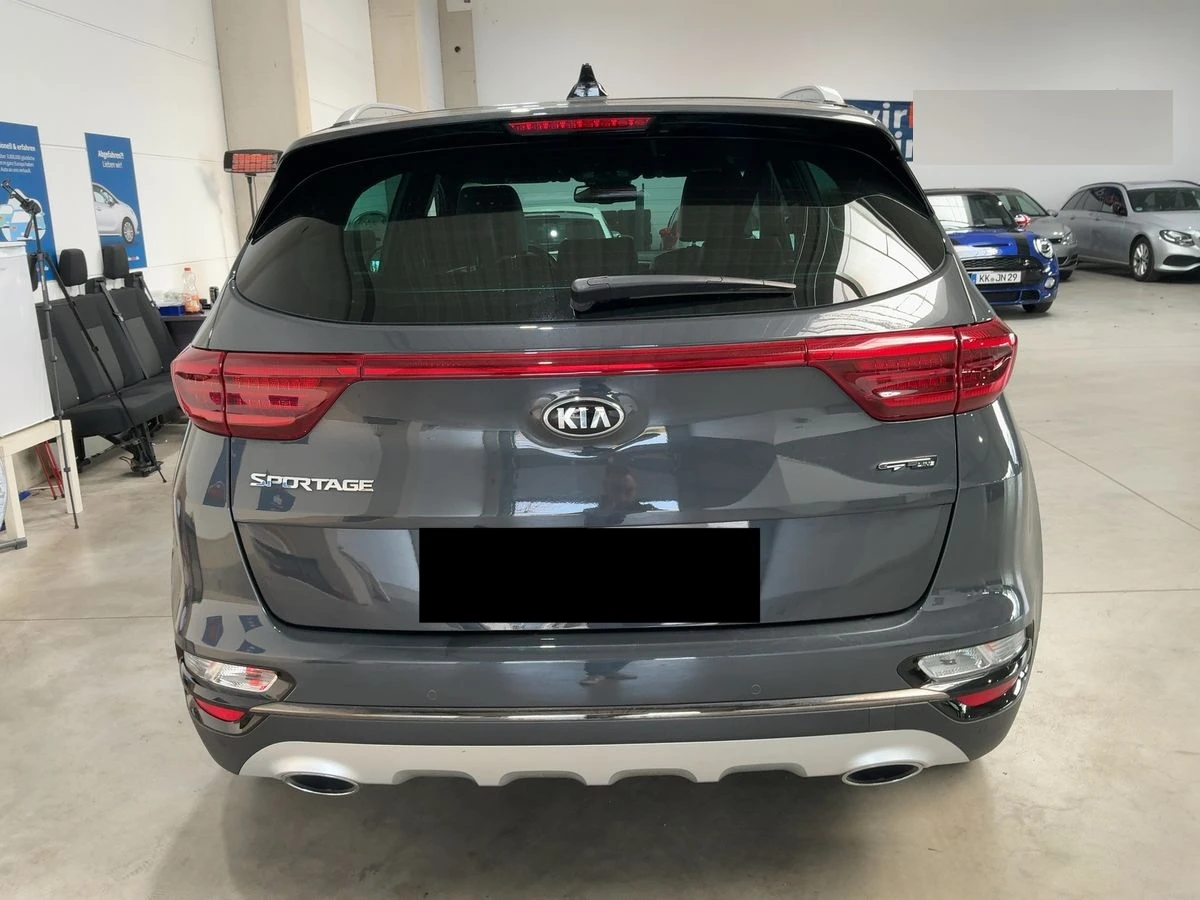 Kia Sportage 2.0d GT Line 4WD Сервизна книжка/360/JBL/Обдухване, снимка 2 - Автомобили и джипове - 54044727