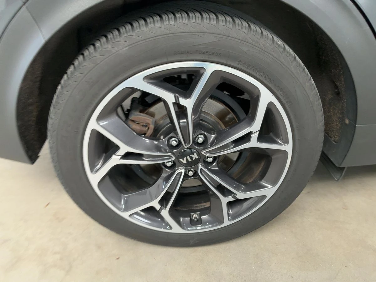 Kia Sportage 2.0d GT Line 4WD Сервизна книжка/360/JBL/Обдухване, снимка 9 - Автомобили и джипове - 54044727