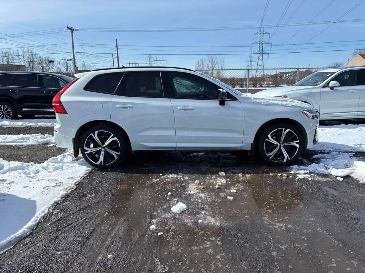 Volvo XC60  | R Design | HARMAN KARDON | MEMORY | PANO | 360 , снимка 4 - Автомобили и джипове - 54424073