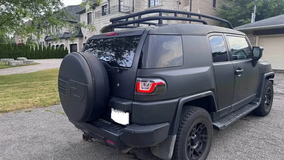 Toyota Fj cruiser * MATTE BLACK* АВТОКРЕДИТ БЕЗ ПЪРВОНАЧАЛНА ВНОСКА*, снимка 2 - Автомобили и джипове - 54862954