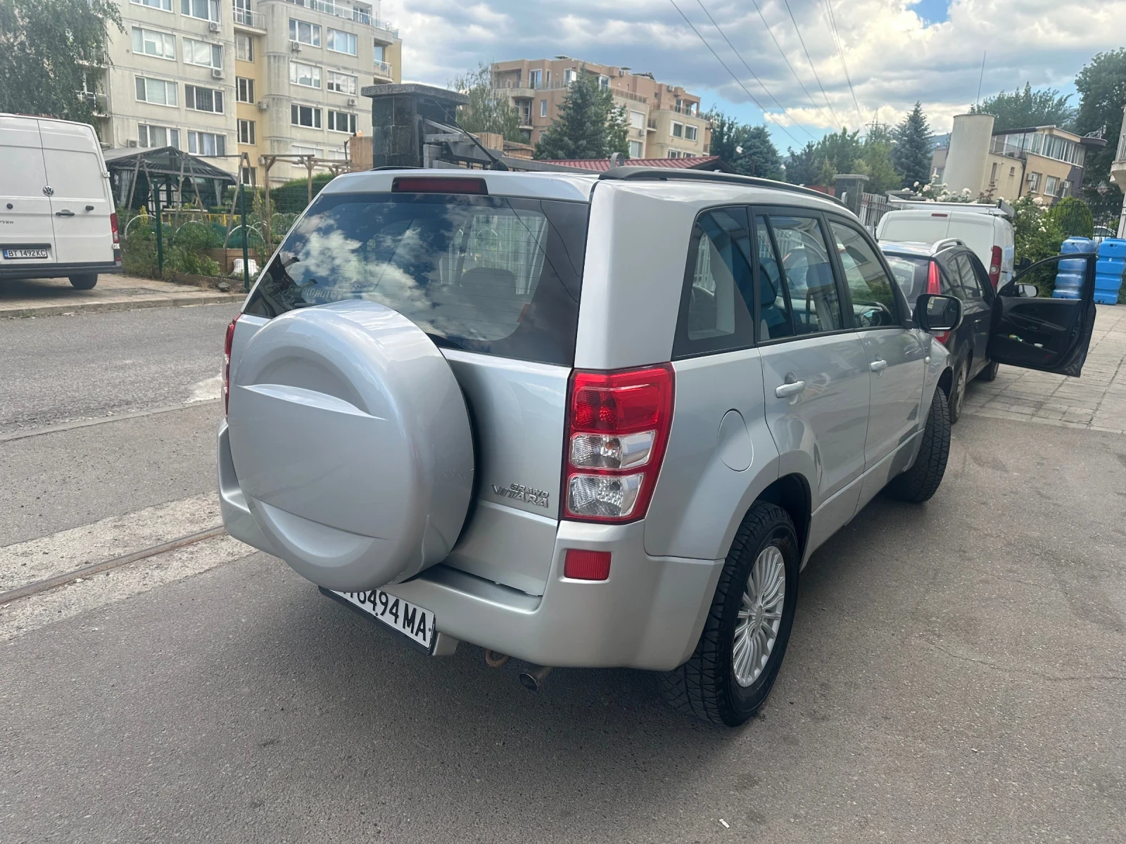 Suzuki Grand vitara, снимка 3 - Автомобили и джипове - 54930572