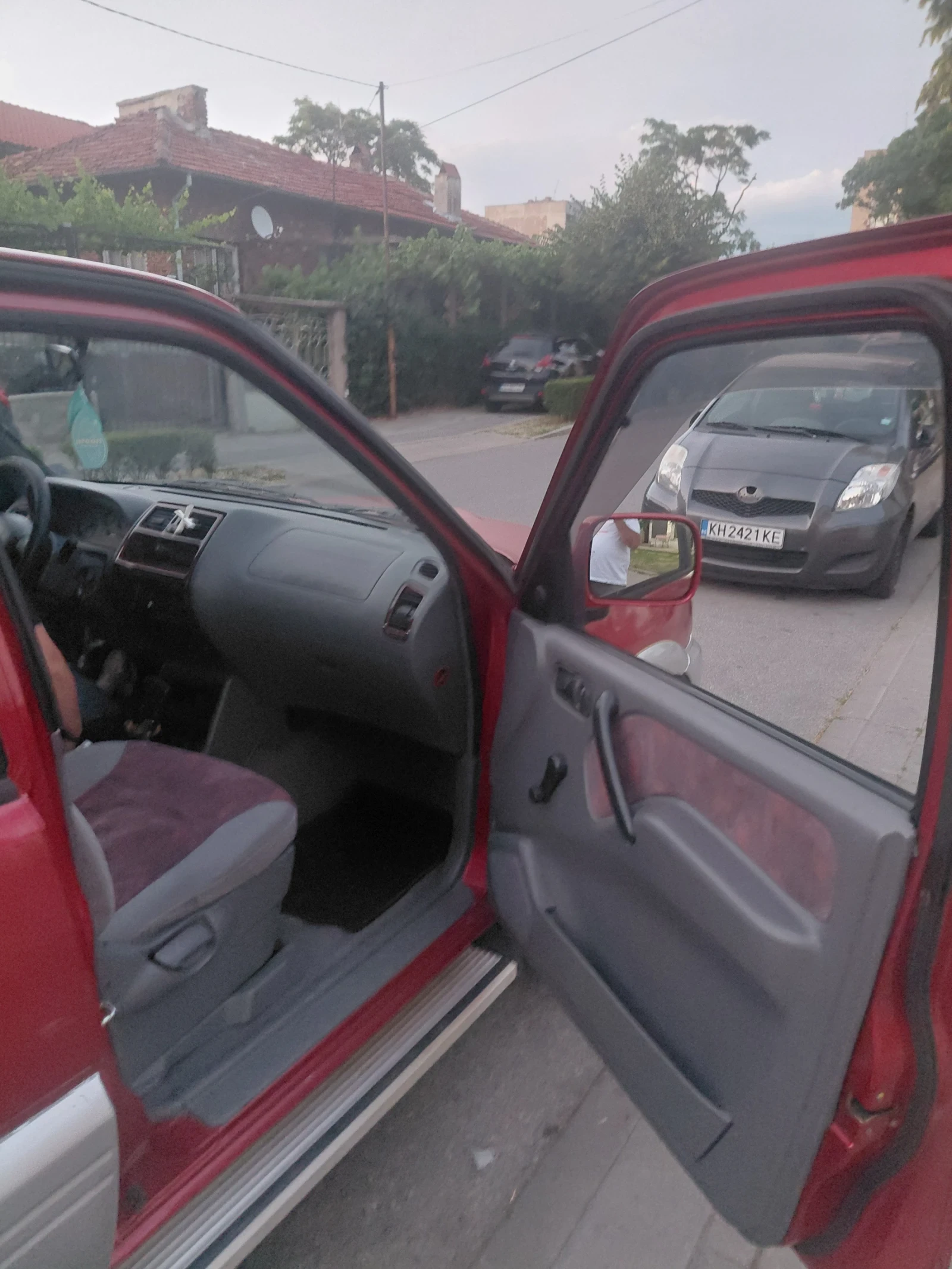Nissan Terrano 2700tdi, снимка 5 - Автомобили и джипове - 54947507