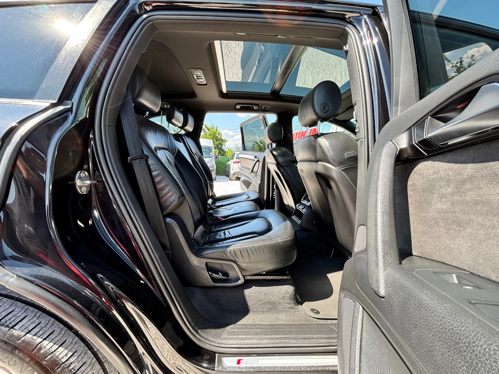 Audi Q7 3.0TDI/FACE!!!250X.KM = ОБСЛУЖЕНА!!!7МЕСТА/ПАНОРАМ, снимка 12 - Автомобили и джипове - 55078054