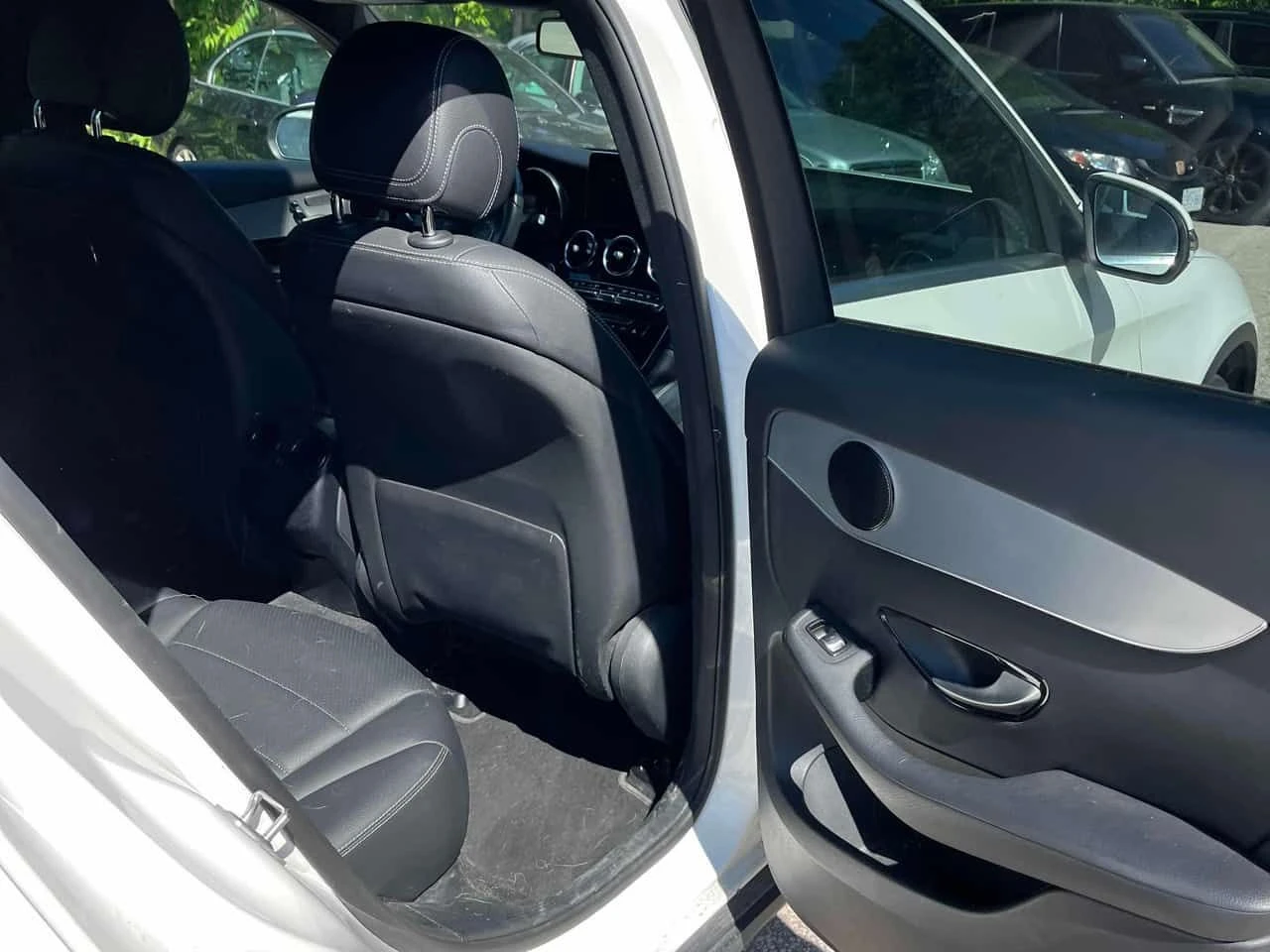 Mercedes-Benz GLC 300 CARFAX/ОТ ПРЕДСТАВИТЕЛСТВО/КЛИП, снимка 16 - Автомобили и джипове - 55305261
