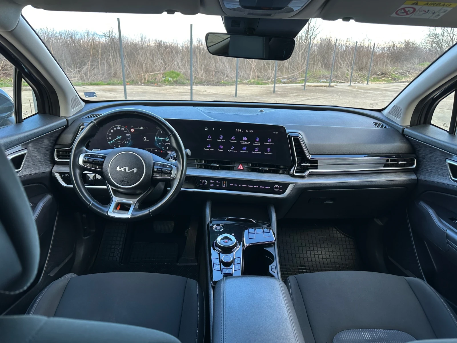 Kia Sportage 1.6 Mild Hybrid , снимка 8 - Автомобили и джипове - 55647415