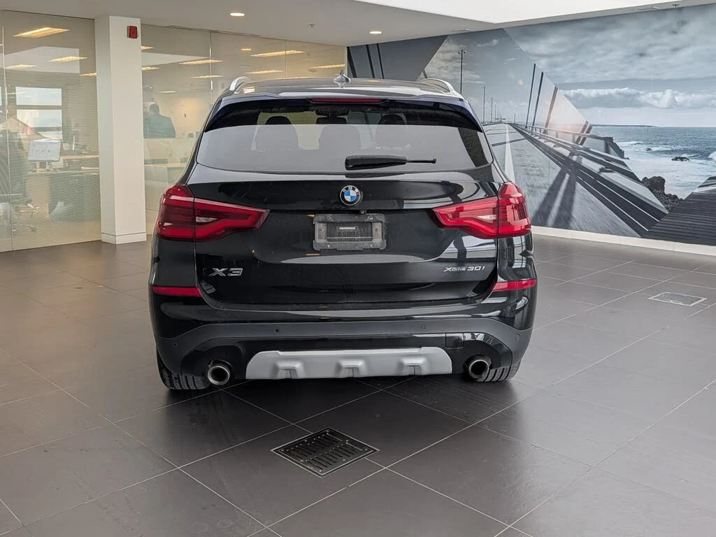 BMW X3 xDrive30i AWD/Drive-Assists/Panoroof, снимка 4 - Автомобили и джипове - 55671951
