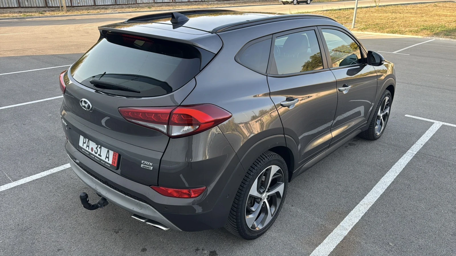 Hyundai Tucson 2.0CRDI-185к.с.4x4, снимка 6 - Автомобили и джипове - 56605474