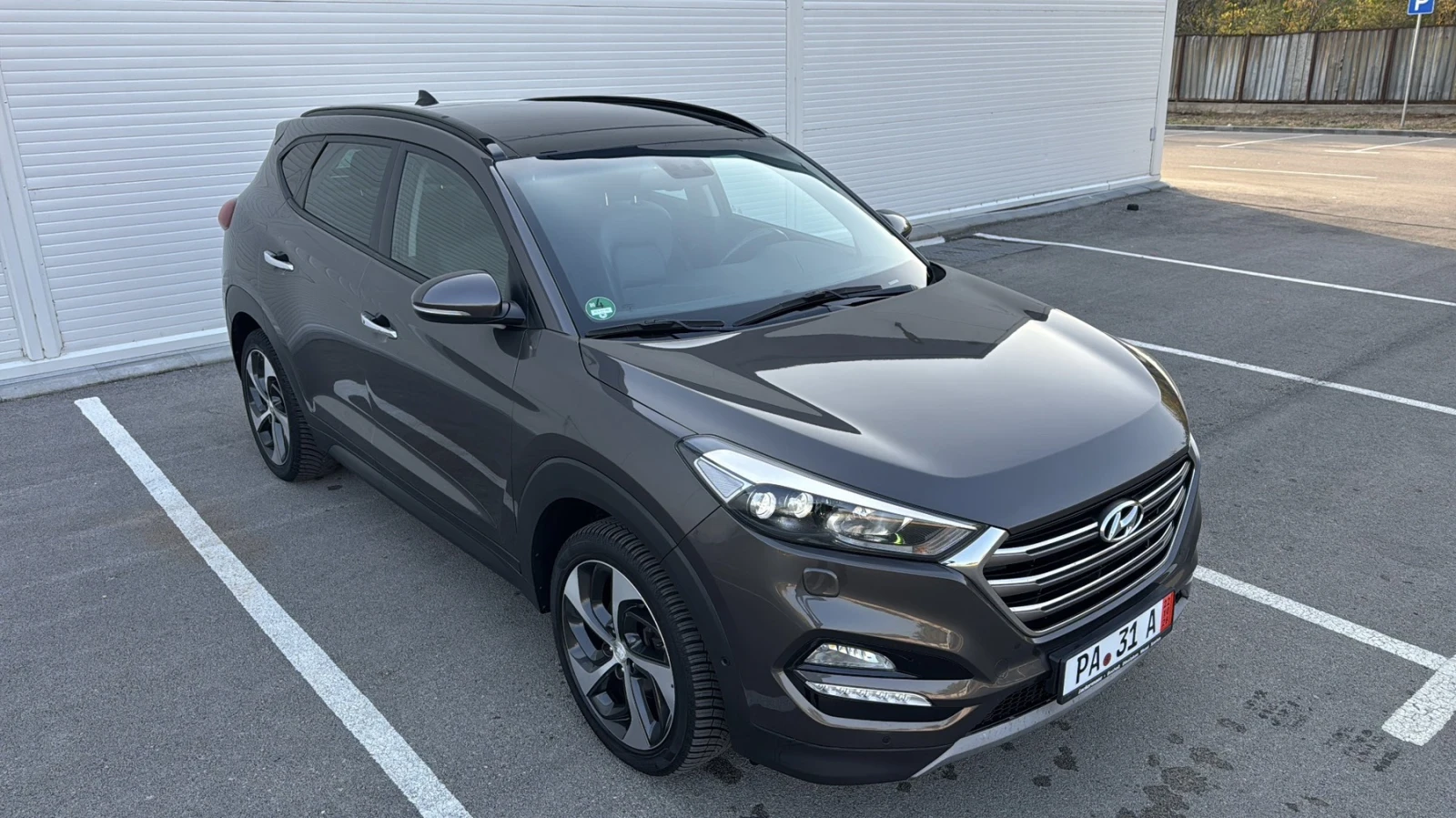 Hyundai Tucson 2.0CRDI-185к.с.4x4, снимка 2 - Автомобили и джипове - 56605474