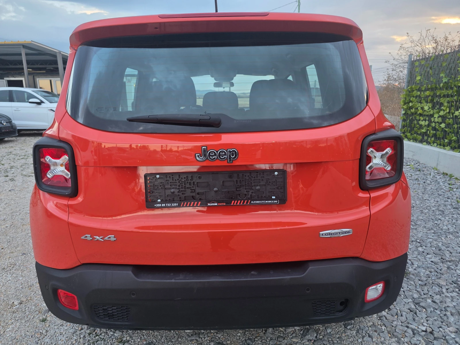 Jeep Renegade 2.0 MultiJet-4x4-Longitude, снимка 6 - Автомобили и джипове - 56625175