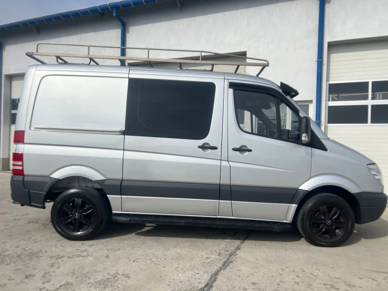 Mercedes-Benz Sprinter 318 5-места / 3000 куб.см / 180 к.с, снимка 8 - Бусове и автобуси - 52134373