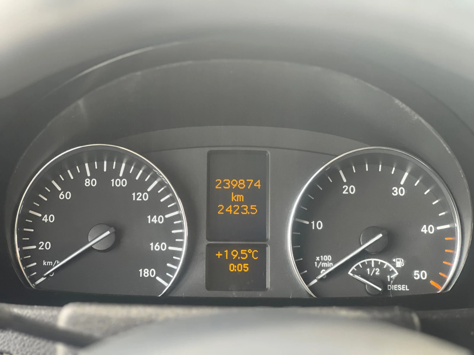 Mercedes-Benz Sprinter 318 5- / 3000 . / 180 . | Mobile.bg   16