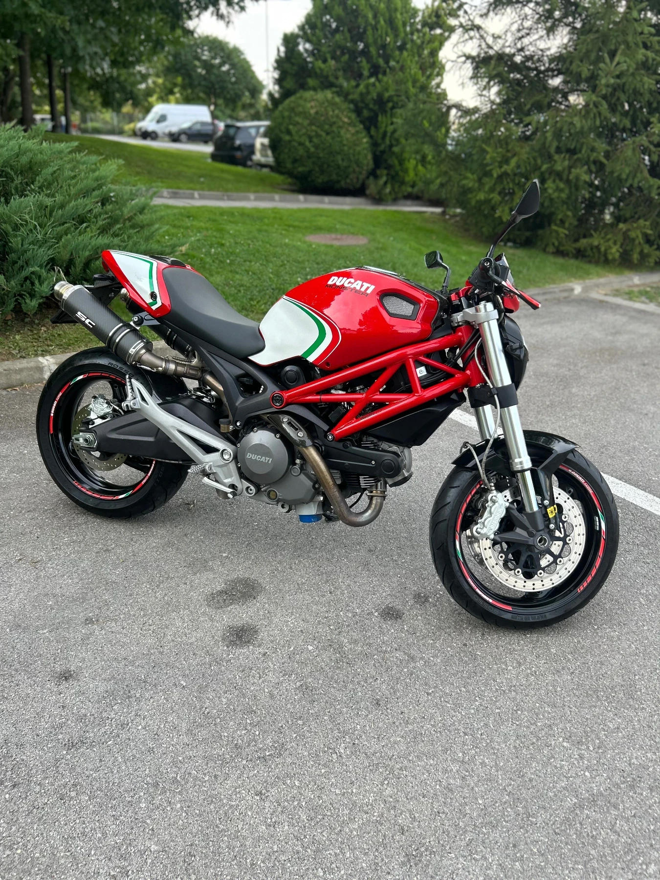 Ducati Monster 696 КАТО НОВ - изображение 4