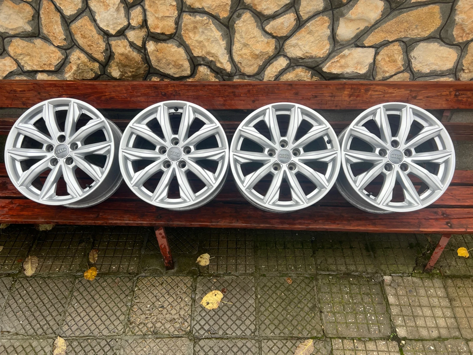 ������ | Mobile.bg � ����������� 4