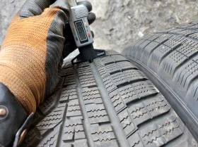 Гуми Зимни 215/70R16, снимка 4 - Гуми и джанти - 40297281