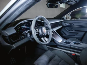 Porsche Taycan GTS CARBON PANORAMA HEAD-UP BOSE 360-CAM, снимка 13