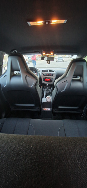Seat Leon CUPRA, снимка 12 - Автомобили и джипове - 44393691