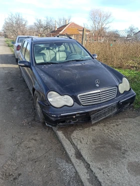Mercedes-Benz C 220, снимка 2