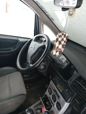 Opel Zafira 2.0 На части всичко налично  - 111 € / 217.10 лв. - 55269772 2