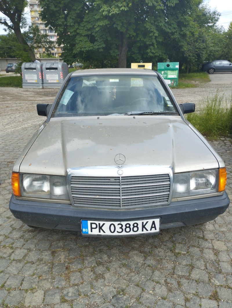 Mercedes-Benz 190 2.0DIEZEL, снимка 11 - Автомобили и джипове - 45915280
