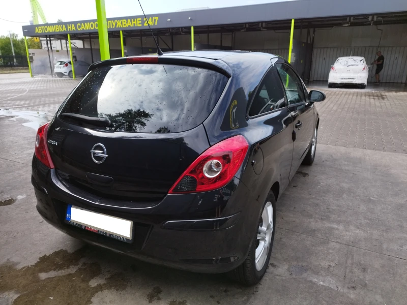 Opel Corsa Color Edition, снимка 4 - Автомобили и джипове - 48080583