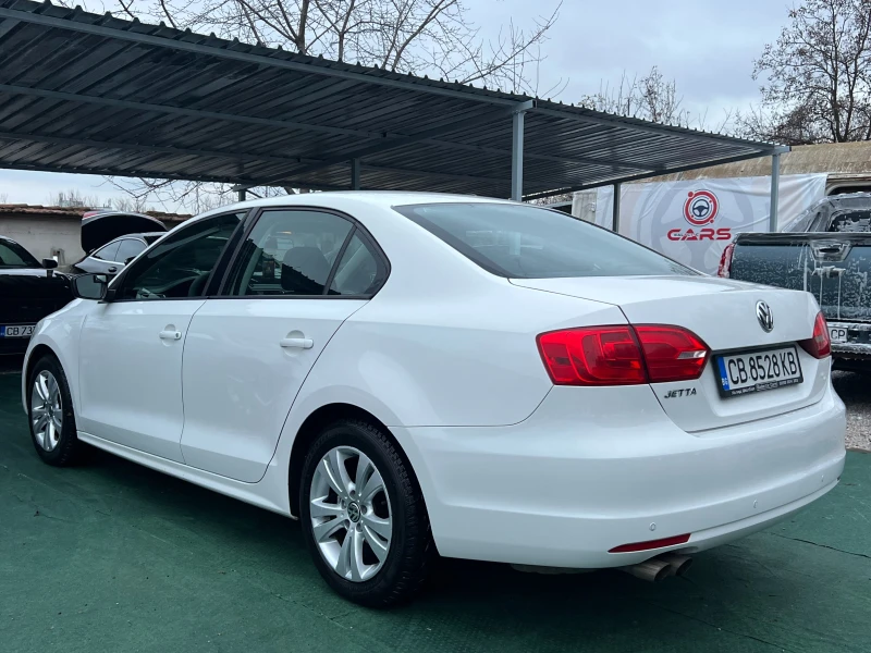 VW Jetta 2.0 БЕНЗИН/ГАЗ, снимка 7 - Автомобили и джипове - 48235919