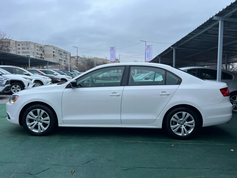 VW Jetta 2.0 БЕНЗИН/ГАЗ, снимка 8 - Автомобили и джипове - 48235919