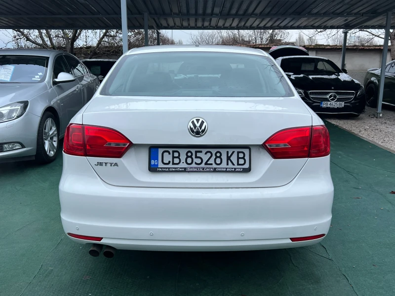 VW Jetta 2.0 БЕНЗИН/ГАЗ, снимка 6 - Автомобили и джипове - 48235919