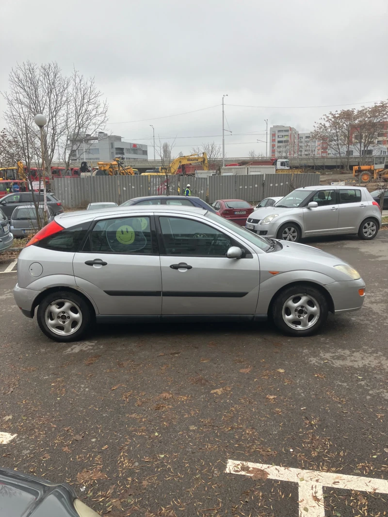 Ford Focus 1.6 Газов инжекцион, снимка 6 - Автомобили и джипове - 48278740