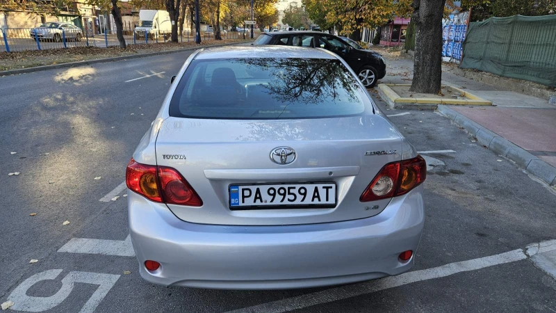 Toyota Corolla 1, 4 D4D, снимка 4 - Автомобили и джипове - 48759201