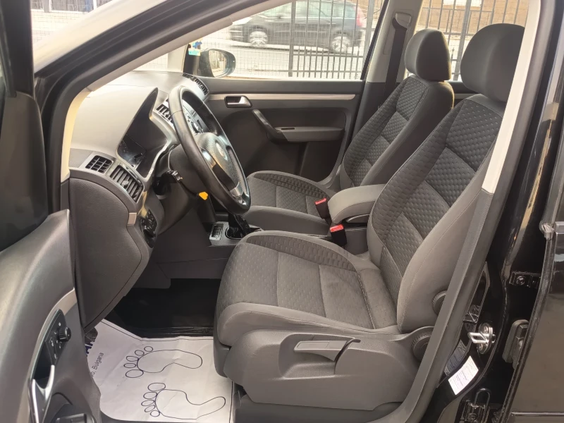 VW Touran 1.9tdi, снимка 2 - Автомобили и джипове - 52829739