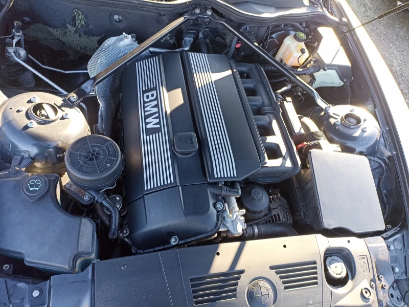 BMW Z4 Е85 , снимка 12 - Автомобили и джипове - 52973618